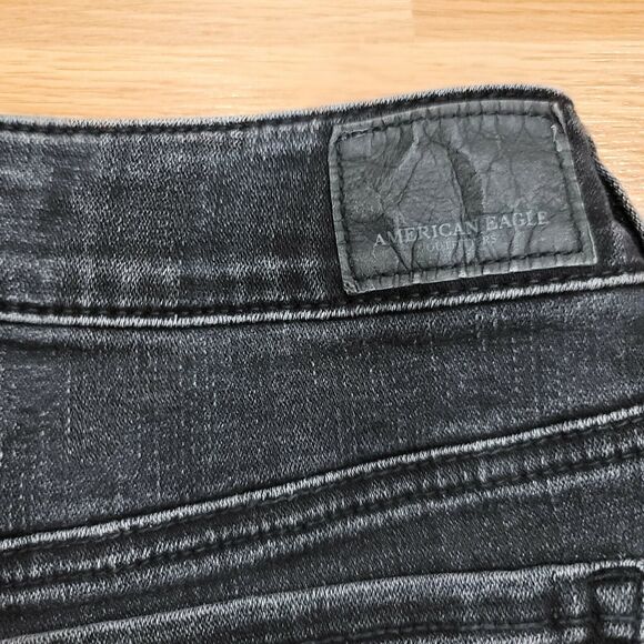 American Eagle Size 4 Hi-Rise Shortie Super Stretch X Crochet Black Denim Shorts - Picture 10 of 11